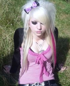 Scene Girl Outfits, Fashion Subcultures, Scene Makeup