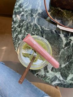 sunday reaet matcha produxtive morning rhode Rhode Lip, Dump Ideas, Malibu Barbie, Foto Tips, La Girl, Blogger Girl, Instagram Story Ideas, Just Girly Things, Lip Tint