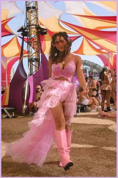 Looking for a simple, cute, and aesthetic outfit idea for a pink concert? Check out this stylish ensemble perfect for standing out in the crowd! Pink Babydoll