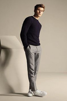 Minimalist Mens Fashion, Minimalist Outfit Men, Man Styling, Outfit Minimalista, Oliver Cheshire, Men Office, Minimalist Clothes, Hype Men, Smart Casual Menswear