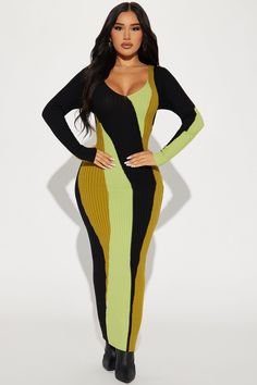 Available In Black/Green. Sweater Maxi Dress V-Neck Long Sleeve Stretch Disclaimer Pattern Placement May Vary 80% Rayon 20% Polyester Imported | Peyton Sweater Maxi Dress in Black/Green size Small by Fashion Nova Sweater Maxi Dress, Classy Casual Outfits, Xl Fashion, Classy Casual, Green Sweater, Green Fashion, Black Maxi Dress, Latest Fashion For Women, Black Green