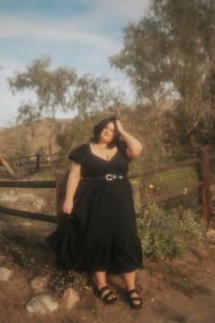 Plus size black dress Plus Size Western Wear, Plus Size Western, Yummiest Food, Theatre Fashion, Plus Size Black Dress, Crossing The Street, Western Gothic, Follow Your Bliss, Plus Size Black Dresses