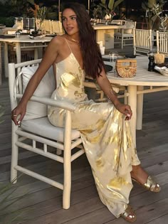 Metallic Print V-Neck Backless Slip Long Dress Summer Backless Maxi Dress For Dinner, Glamorous V-neck Maxi Dress For Beach, Gold Backless Summer Dress, Glamorous Floor-length Backless Summer Dress, Glamorous Summer Backless Maxi Dress, Glamorous Backless Slip Dress For Summer, Gold Halter Neck Dress For Summer, Gold Halter Neck Summer Dress, V-neck Backless Dress For Dinner