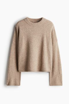 Soft  knit sweater. Round  ribbed neckline  heavily dropped shoulders  and long sleeves. Narrow ribbing at cuffs and hem. Sweaters Brown, Brown Sweaters, Oversized Sweaters, Pull Oversize, Ribbed Neckline, Brown Sweater, Beige Sweater, Sweaters Oversized, Grey Sweater