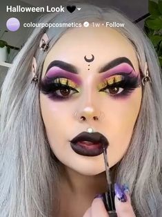 Witch Makeup Eyeliner, Goth Easter Makeup, Goth Eye Looks, Goth Festival Makeup, Halloween Witch Eye Makeup, Goth Barbie Makeup, Alternative Makeup Ideas