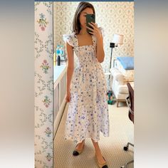 Hh Blue Botanical Nap Dress Size Xs. Worn A Few Times But In Excellent Condition. Dry Cleaned. Classic Dress & Print! Nap Dress, House Dresses, House White, Hill House, House On A Hill, House Dress, Classic Dress, Dresses Xs, Print Dress