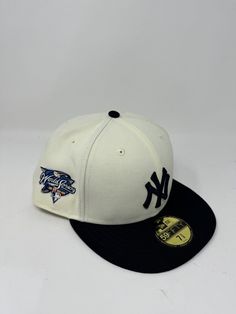 the new york yankees hat is white and black