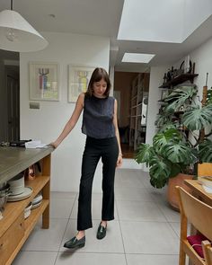 Lizzy Hadfield | Love these little lists so here we go: 1. Wearing PVC shoes achieves very naked looking and sweaty feeling feet at the same time. 2. A… | Instagram Destroy Me, Lizzy Hadfield, Quoi Porter, Evening Outfit, Corporate Outfits, Beige Carpet, Evening Outfits, Good Evening, Great Hair