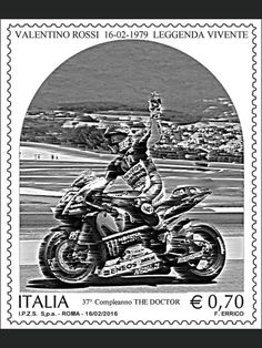 a stamp with a man riding a motorcycle on it's back end and the words italia written in italian