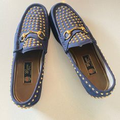 Authentic Gucci Mens Studded Horsebit Loafers. Rare 1953 Collection . Size Eur 42. Great Condition, Worn About Twice. This Is An Iconic Pair In Gold Studs. No Stud Missing . Doesn't Come With A Box. Navy Gucci Loafers, Gucci Loafer Blue, Gucci Luxury Formal Loafers, Luxury Gucci Leather Tassel Loafers, Gucci Dress Shoes, Gucci Business Tassel Slip-on Loafers, Gucci Jordaan Loafer, Men’s Gucci Loafers, Driver Shoes