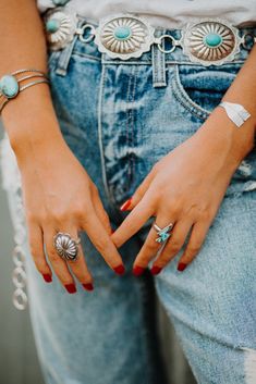 Simple silver belts are all the rage this season! Which means adding our Silver Concho Turquoise Stone Belt to your closet is a must. Wear with your favorite denim to make a statement all while showing off your western flair! S/M is 42in end to end, but you can adjust the last 7-8in L/XL is 45.5in end to end, but you can adjust the last 7-8in. Lightning Bolt Ring, Turquoise Bar Necklace, Turquoise Belt, Jewelry Photography Styling, Western Accessories, Jewelry Photoshoot, Concho Belt, Silver Belts, Silver Design