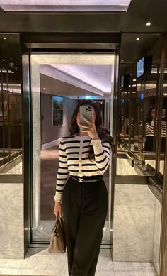 Simple Style Outfits, Cute Pose, Winter Fashion Outfits Casual, Stil Elegant, Casual Day Outfits, Looks Black, Classy Work Outfits, Stylish Work Outfits, Classy Casual Outfits