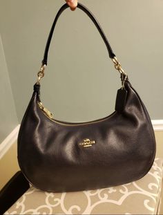 Sacs Tote Bags, Fancy Bags, Cute Purses, Mode Inspo, Coach Bag, Dark Color