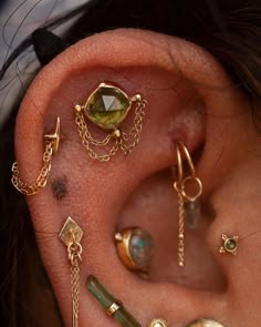 there are many different types of ear piercings