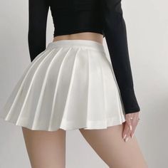 Trendy A-line Pleated Mini Skirt, Fitted A-line Pleated Tennis Skirt, Trendy A-line Pleated Skirt, Trendy White Tennis Skirt For Party, Casual White Tennis Skirt For Party, Casual Pleated Short Skirt For Party, Party Pleated Mini Tennis Skirt, Casual Short Pleated Skirt For Party, Pleated Mini Tennis Skirt For Party