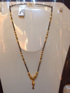 Small Nallapusalu Chain, Short Karimani Chain Designs, Small Nallapoosalu Designs Latest, Black Beeds Chain Indian Gold Short, Short Nallapusalu Designs Gold, Nallapusalu Designs Gold Short