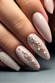 Timeless Beauty, Acrylic Nails