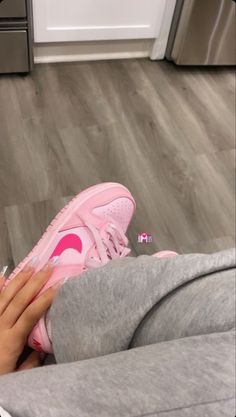 Pink Shoes Outfit Sneakers, Pink Pilates Princess, Trendy Shoes Sneakers, Crazy Ideas, Pink Pilates, Pretty Shoes Sneakers, Jordan Shoes Retro, Pilates Princess