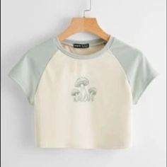 For Bundle Purchases Only Mushroom Print Raglan Sleeve Crop Tee, Multiple Sizes, Nwot Color: Cream With Sea Foam Green Sleeves Size 6 Length: 16” Size 6 Pit To Pit: 16” Size 8/10 Length: 16” Size 8/10 Pit To Pit: 17” Slight Stretch 95% Polvester, 5% Elastane Machine Wash Cropped Baseball Tee, Mushroom Print, Cute Preppy Outfits, Easy Trendy Outfits, Cute Everyday Outfits, Women T Shirts