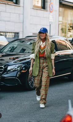 Eclectic Outfits, Looks Adidas, Chic Business Casual, Mode Hippie, Moda Chic, Neue Outfits, Looks Street Style, Eclectic Fashion, Street Style Chic