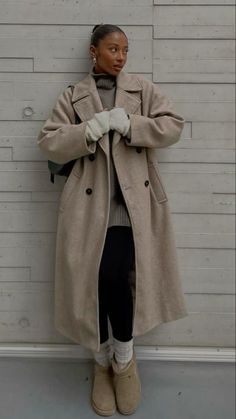 fall outfit inspo // fall fashion // outfit ideas // fall outfits 2023 Taupe Winter Coat, Beige Wool Coat Outfits Winter, Winter Outfits Beige Coat, Camel Winter Coat Outfit, Beige Coat Winter Outfit, Amsterdam Winter Style, Tan Winter Outfits, Winter Coat 2023, Fall Coats For Women 2023