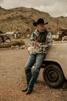 Ranch Hand Outfit Men, Men's Western Fashion, Men’s Western Style, Casual Western Outfits Mens, Mens Country Fashion, Men Country Outfits, Mens Rustic Style, Casual Cowboy Outfit Men, Men Western Outfits