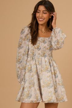 Get ready to make a statement at your next event with this adorable smocked babydoll dress, made from the most elegant floral fabric. White Dress Boots, Dresses For Fall, Dresses Church, Babydoll Dresses, Altard State Dresses, Floral Babydoll Dress, Skirts With Boots, Boho Mini Dress, Altar'd State