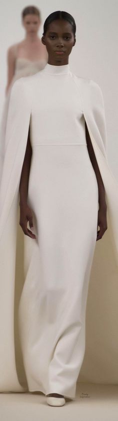 Valentino Wedding Gown ~ Fashion Design Inspiration, Valentino Haute Couture, White Gown, Ex Machina, Glamour Fashion, Style Outfits, White Fashion