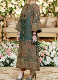 Mode Batik, Shadi Dresses, Pakistani Formal Dresses, Pakistani Wedding Outfits, Ankara Dresses, Pakistani Fashion Party Wear, Salwar Kamiz, African Ankara