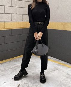 Mocassin Outfit, Loafers Street Style, Loafer Outfits, Loafers Trend