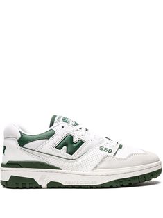 550 "White/Team Forest Green" sneakers Never forgetting their vintage silhouette originally designed in the‘80s, the New Balance 550 delivers a simple two-tone design - white and green. Perforated leather, suede and TPU make up the seamlessly crafted uppers, while de contrasting green accents land on the leather collar overlay and heel clip, as well as the various branding elements. This sneaker is constructed with a durable rubber cupsole, fitted with an EVA wedge for lightweight cushioning. Nb Sneakers, New Balance 550 White, Sneaker New Balance, Green Sneakers, High Sneakers, Shoe Inspo, Trending Sneakers, New Balance Sneakers, Swag Shoes