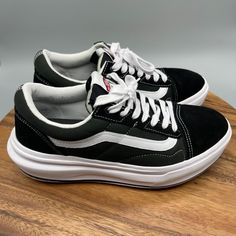 Vans Old Skool Overt Cc Black/White Sneakers Mens Size 10.5 Platform Shoes Size: Us 10.5 / Uk 9.5 / Eu 44 Condition: Shoes Are In Preowned Condition And Show Signs Of Wear (Marks/Stains/Scuffs/Dirt/Etc.) Sku: 2828 Fast Shipping And Packaged With Care! Sporty Custom Vans Sneakers With Rubber Sole, Sporty Vans Custom Sneakers With Rubber Sole, Sporty Custom Vans Sneakers With Laces, Vans Sporty Custom Sneakers With Contrast Sole, Urban Low-top Custom Vans Sneakers, Sporty Low-top Custom Vans Sneakers, Sporty Low-top Vans Custom Sneakers, Custom Black Lace-up Vans Sneakers, Vans Low-top Platform Sneakers With Rubber Sole