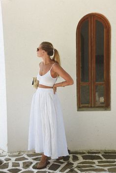 White Linen Skirt Outfit, Linen Skirt Outfit, Postpartum Fashion, White Linen Skirt, Outfit Verano, Linen Midi Skirt, Summer Stuff, Linen Skirt, Linen Top