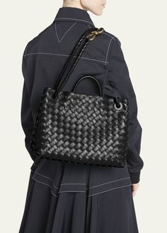 Bottega Veneta Andiamo Medium, Andiamo Bag, Bottega Veneta Andiamo, Leather Wallet Pattern, Black Weave, Woven Tote Bag, Wallet Pattern, Big Bags, Black Style