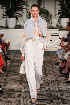 Dennis Basso RTW Spring 2024 [PHOTOS] – WWD Dennis Basso, Fashion 2024, Suit Fashion, Work Attire, 2024 Collection, Spring Summer Fashion