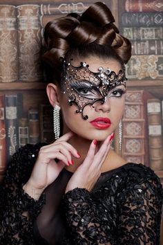 Halloween Tattoo, Venetian Masks, Hidden Beauty, Mask Girl, Masks Masquerade, Masquerade Party, Beautiful Mask