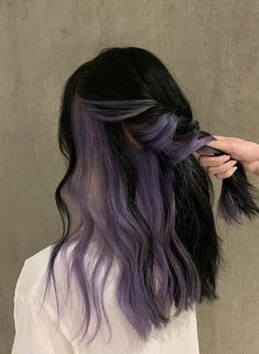 Slip Dye Hair, Layered Hair Dye, Peekaboo Hair Color Ideas, Hidden Hair Color, Highlight Ideas, Hair Color Underneath, Peekaboo Hair, Hair Color Streaks, Hair Streaks