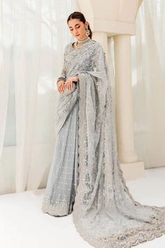 Pakistani Bridal Dress in Royal Saree Style for Wedding Saree Style For Wedding, Pakistani Bridal Saree, Maria B Bridal, Royal Saree, Style For Wedding, Pakistani Bridal Lehenga, Pakistani Bridal Dress, Dusty Pink Dresses