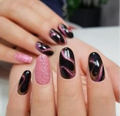 20 Stunning Fall Cat Eye Nail Ideas for 2024: Short, Red, Black, Almond, and Green Designs Aesthetic Thanksgiving, Desserts Thanksgiving, Water Marble Nail Art, Summer Cat, Water Marble Nails, Special Nails