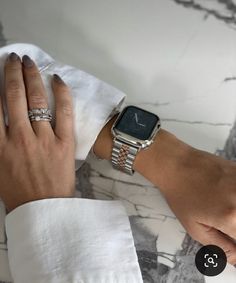 Apple Watch Silver, Apple Watch 45mm, Apple Watch Bands Fashion, Apple Watch Bands Women, Apple Watch Fashion, Apple Watch 3, Rose Gold Apple Watch, Best Apple Watch, Apple Watch Bracelets