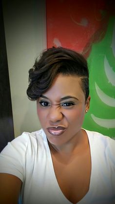 Short hair, mean muggin! The cut life Short Curled Bob, Pixie Undercut Hairstyles, Flicks Hair, Relaxing Hair, Bold Hairstyles, Short Lace Front Wigs, Braids With Shaved Sides