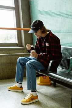 Old School Fashion, Goth Outfit, Retro Looks, Look Retro, Skater Style, Streetwear Men Outfits, School Fashion, Mens Street Style