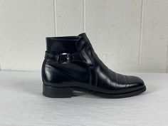 Vintage 1960s black leather Beatle boots, ankle boots. Mod styling. Has outer side buckles. Made by ARISTOCRAFT. Size 8 1/2. The soles measure 11.5" long from against the wall about 10 7/8" inside 4" wide across bottom 6 1/4" tall In very good condition. Black Leather Boots Ankle, 1960s Boots, Mod Boots, Leather Boots Ankle, Beatle Boots, Boots Vintage, Buckle Boots, Vintage Boots, Boots Ankle