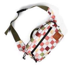 Meet the Everyday Fanny Pack, a 100% Water Resistant (including the zippers!), 2.3L capacity pack that will be your new everyday companion. Wear it as a hip pack or a shoulder sling. Features include 4 zippered compartments, divider pockets, a hidden key clip, stash pocket, and more. Exclusive Checkered Design. Jewelry Office, Pioneer Trek, Hidden Key, Pretty Purses, Bohemia Style, Hip Pack, Shoulder Sling, Key Clip, Bum Bag