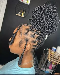 Soft Loc Bun Styles, Bun Soft Locs, Halo Braids For Black Women, Black Locs, Gatsby Glam, Faux Locs Styles