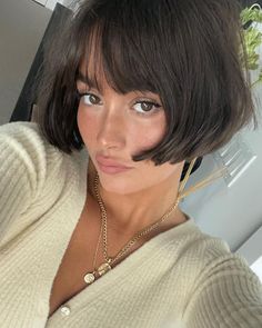 Short Bobs With Bangs, French Bob, Face Framing Bangs, Bob Haircut With Bangs, Short Bangs, Bob With Bangs, French Hair, Texturizer On Natural Hair, Platinum Blonde Hair