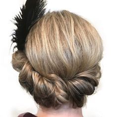 Elegant 20s Updo hairstyle Vintage Hairstyles For Long Hair