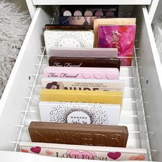 Organize your makeup and beauty essentials with the DIY Drawer Divider Set for ALEX 5 and 9 Drawers. This customizable in-drawer makeup storage solution is perfect for makeup organizers, Malm IKEA dresser organizers, and acrylic drawer makeup organizers. The adjustable acrylic dividers allow you to create the perfect layout for your storage needs, whether it's for medium to large compacts, blushes, highlighters, eyeshadows, gels, powders, creams, or pigments. Made from high-quality acrylic, these dividers are durable, stable, and easy to clean, ensuring your makeup remains neatly arranged. Ikea Drawer Organizer, Ikea Drawer, Makeup Storage Solutions, Clear Acrylic Makeup Organizer, Diy Drawer Dividers, Acrylic Drawer, Ikea Drawers, Mirror Drawers, Acrylic Drawers