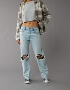 AE Strigid Ripped Low-Rise Ex-Boyfriend Jean Jeans Outfit For School, Boyfriend Jeans Outfit, Ripped Boyfriend Jeans, Jeans Ripped, Boyfriend Jean, Ex Boyfriend, Cool Stuff, American Eagle Jeans, Dream Clothes