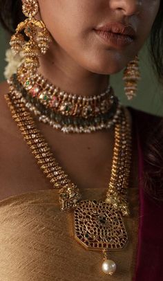 Red Saree Wedding, Bridal Jewellery Design, Frock For Women, Gold Jewellery Design Necklaces, Classy Jewelry, Neck Piece, Wedding Jewellery, Jewelry Design Necklace